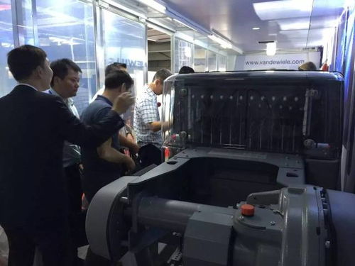 創新驅動 范德威爾南京工廠擴建竣工與新型提花機驚艷亮相